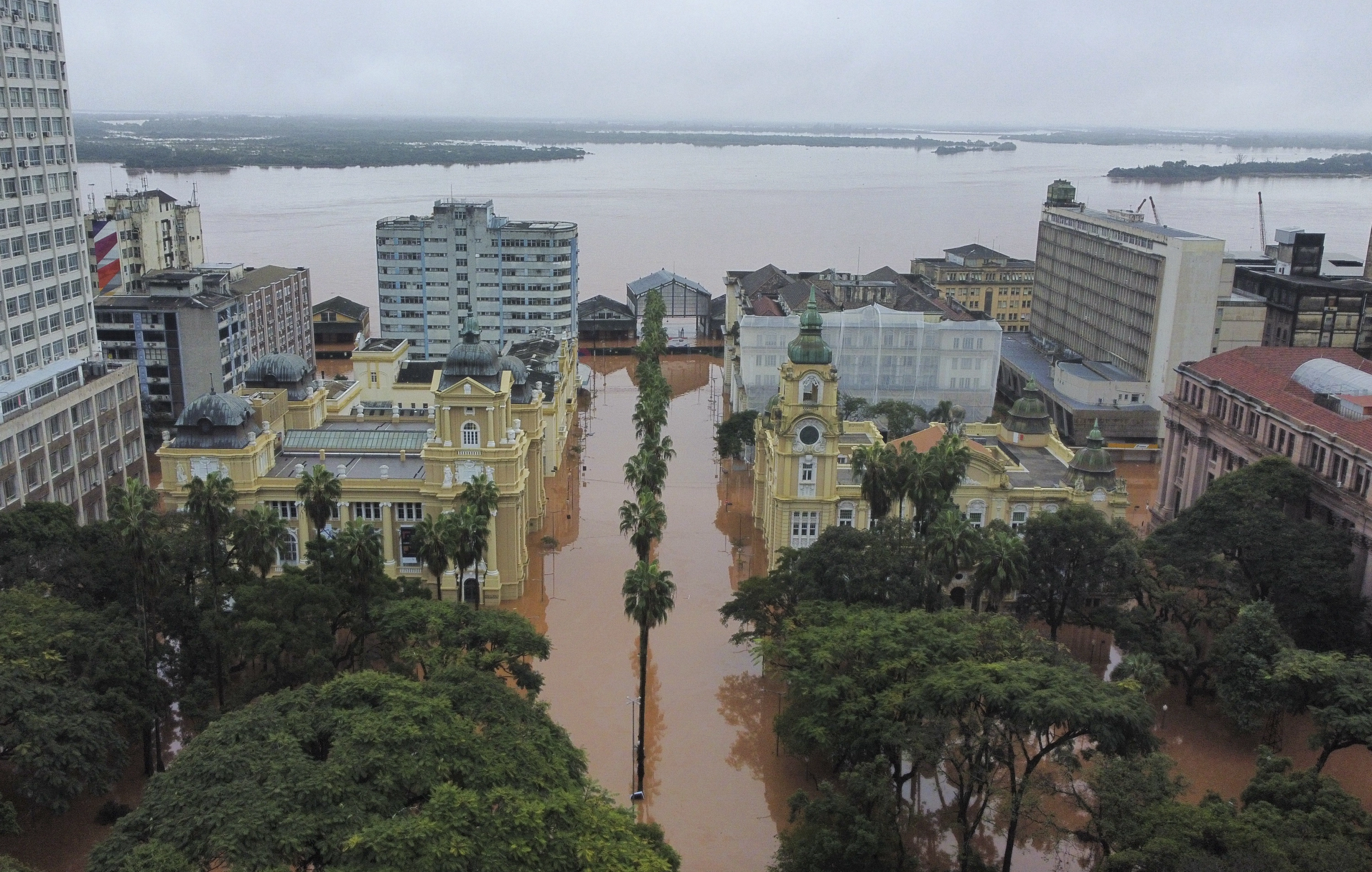 Dramática situación en Brasil por las lluvias torrenciales: al menos 67 muertos y medio millón de afectados